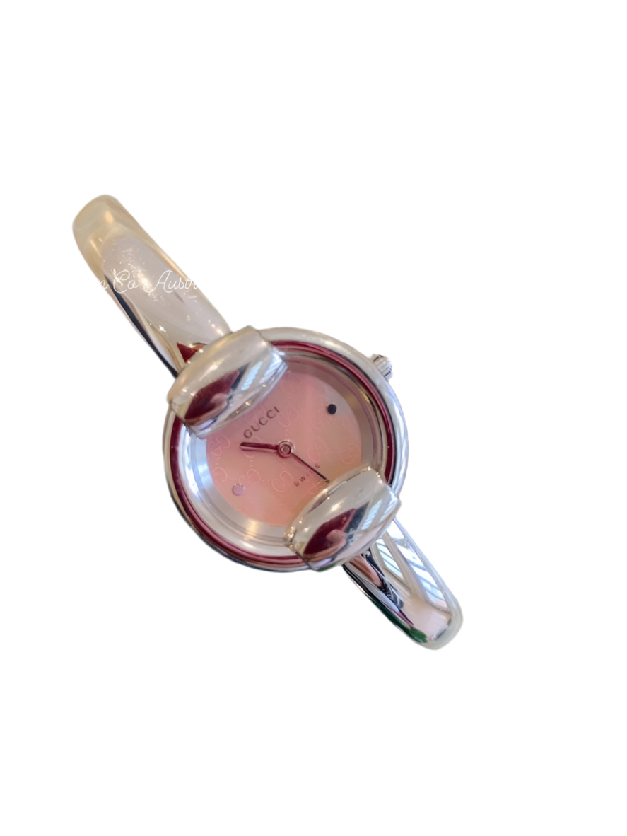 Gucci Watch in Silver Strap