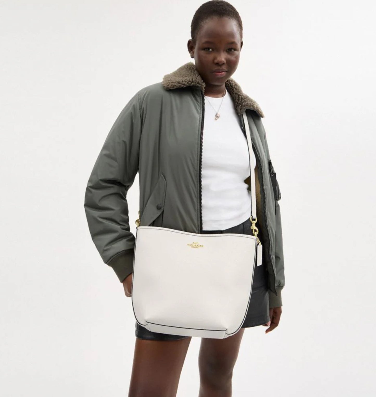 Coach Large City Bucket in Chalk