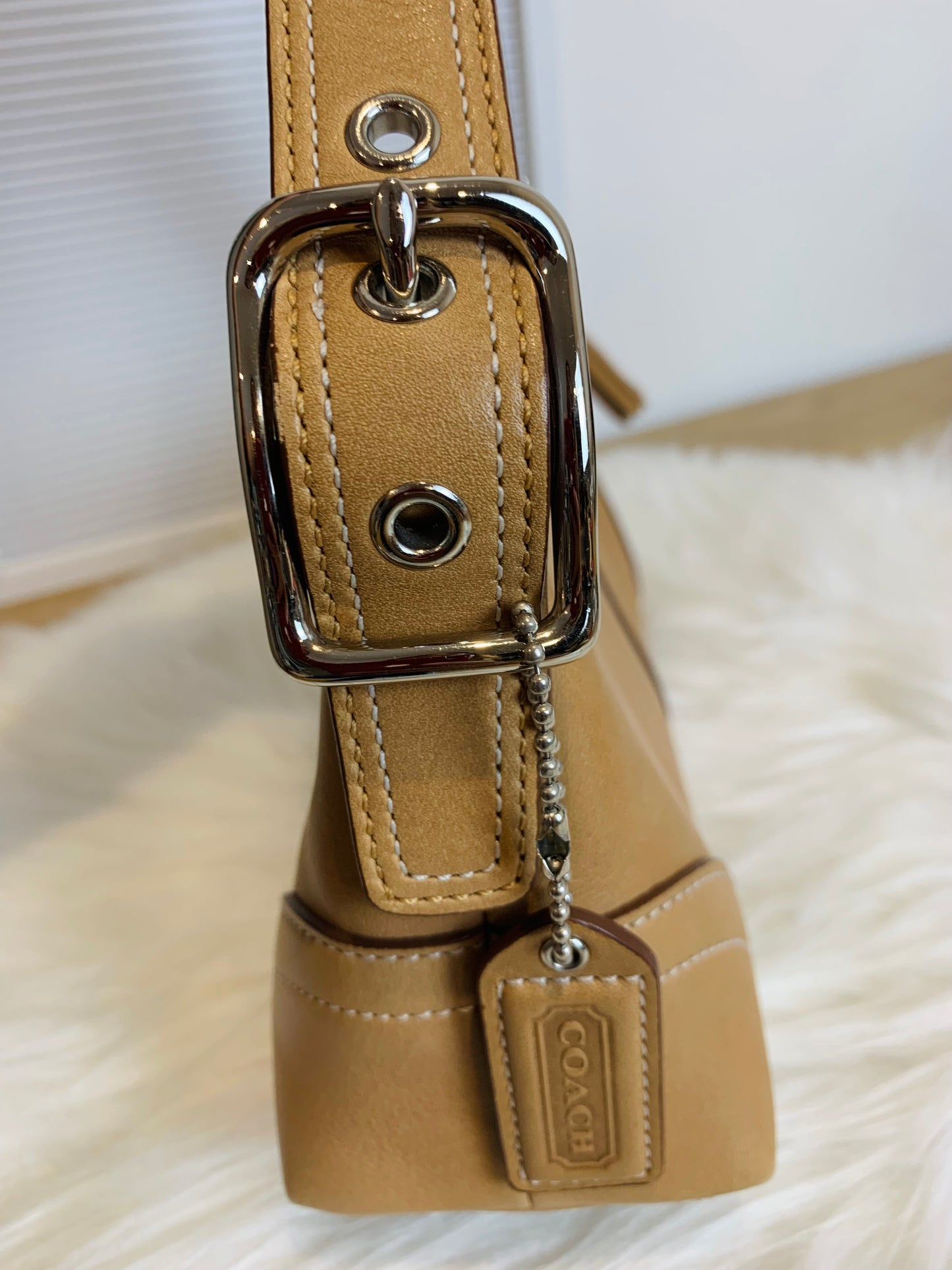 Coach Vintage Shoulder Bag in Brown