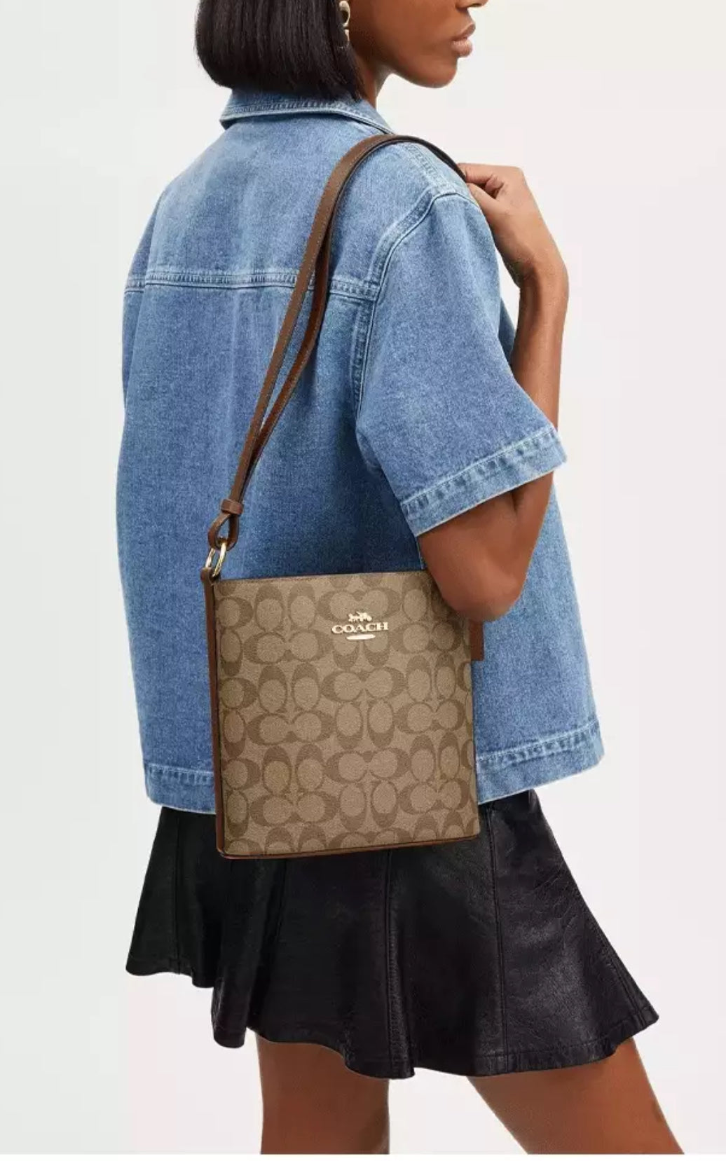 Coach Sophie Bucket Bag In Signature Canvas