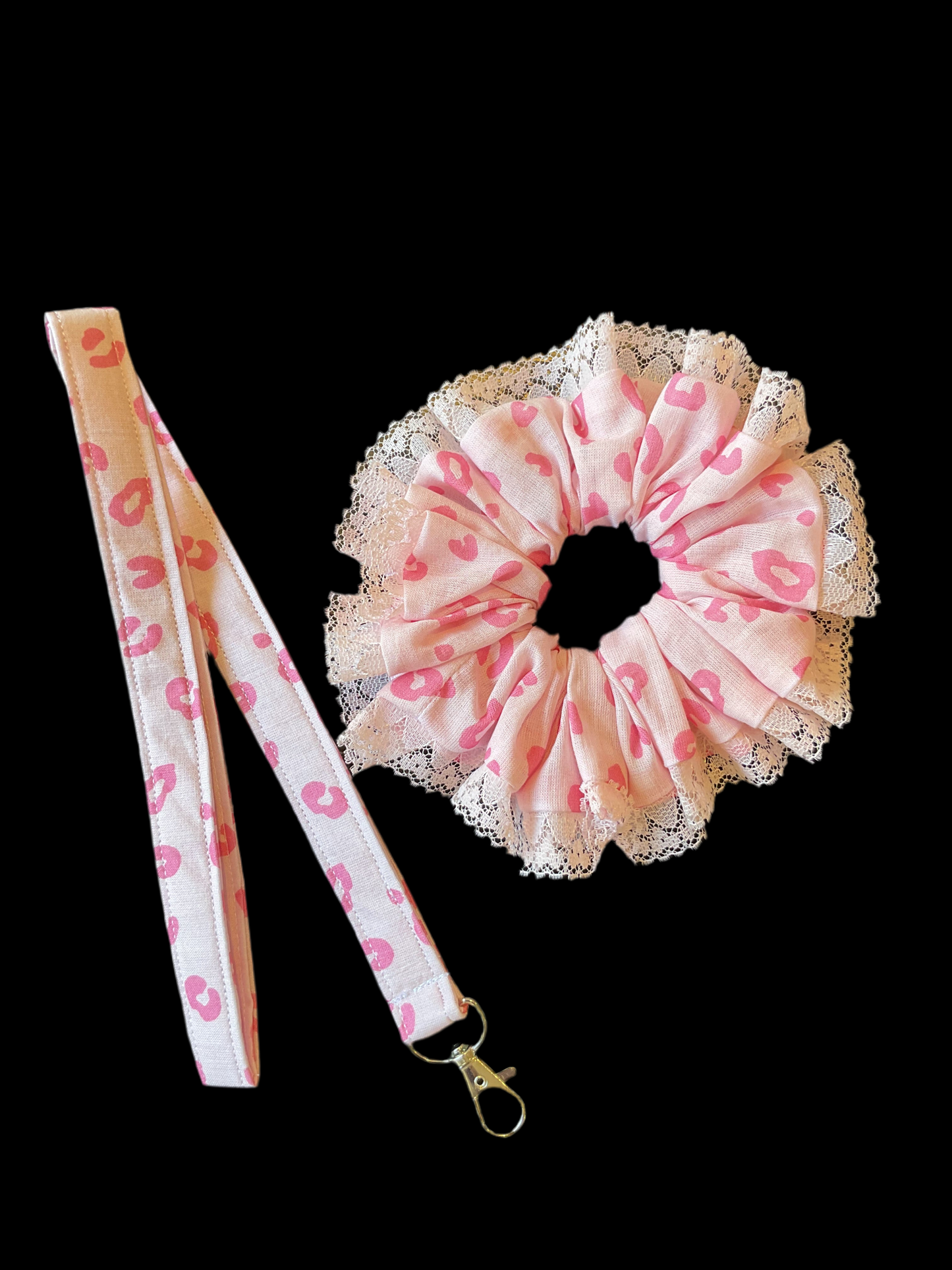 Lanyard & Scrunchies Set